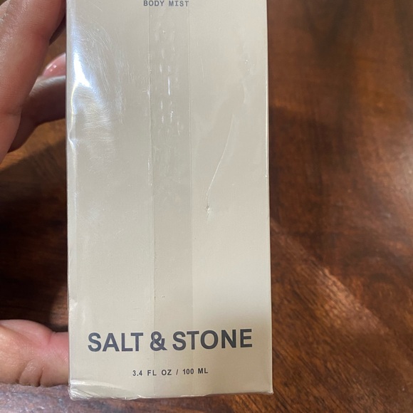 Salt & Stone Body Mist - Picture 4 of 4